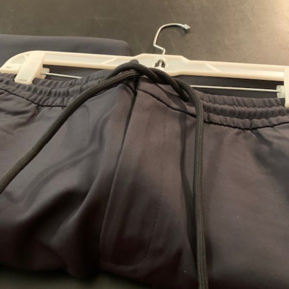 Goodthreads Men's Gray Straight Leg Washed Chino Lounge Pants Medium 28"Ins. NWT - Picture 3 of 9